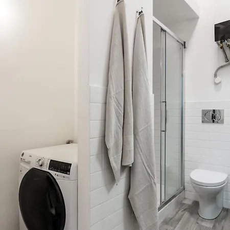 Acquario 5 Minuti, 1Br , Free A-C, Wifi & Netflix 
