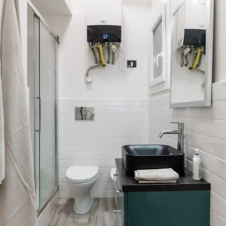 Acquario 5 Minuti, 1Br , Free A-C, Wifi & Netflix 