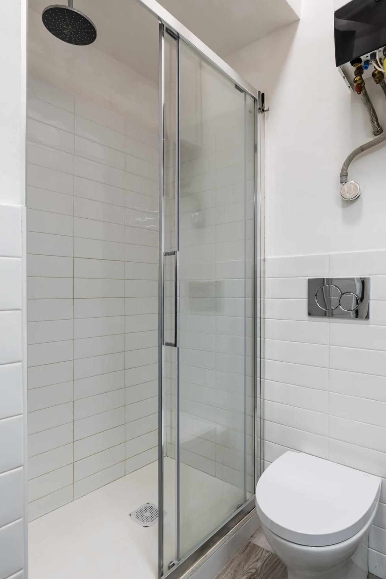 Acquario 5 Minuti, 1br , Free A-c, Wifi & Netflix 