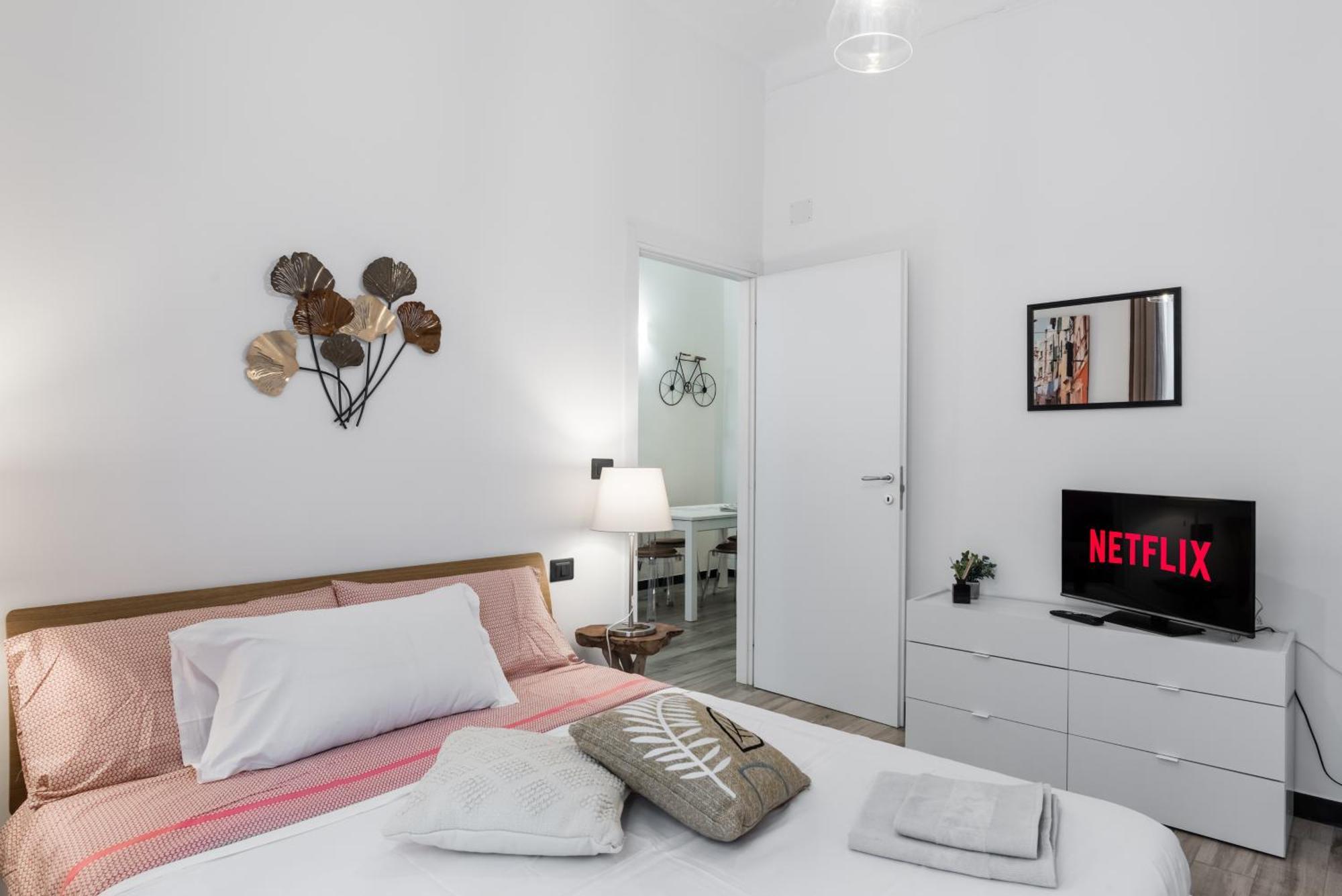 Apartment Acquario 5 Minuti, 1br , Free A-c, Wifi & Netflix 